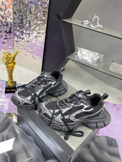 3XL SNEAKER IN BLACK MIX WHITE MESH AND POLYURETHANE
