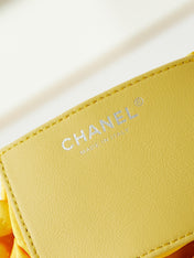 CC MINI 20 HOBO BAG IN WHITE MIX LIGHT YELLOW CALFSKIN
