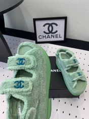 DAD SANDALS PLATFORM IN MINT GREEN FUR
