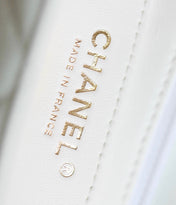 CHANEL 25S FLAP BAG 21 CM IN WHITE LAMBSKIN WITH GOLD HARDWARE