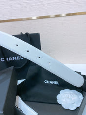 CC BELT 30MM IN WHITE SMOOTH CALFSKIN GOLD MIX WHITE METAL LOGO