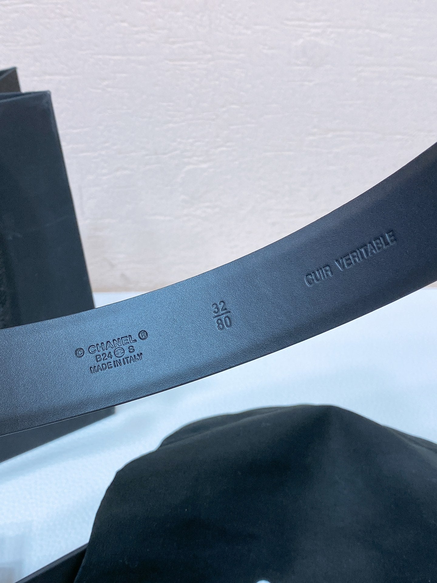 CHANEL 26S BELT 30 MM IN BLACK CALFSKIN 670907