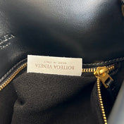 SMALL LIBERTA 27 IN BLACK SMOOTH CALFSKIN GOLD HARDWARE