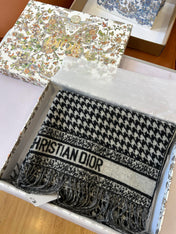DIOR SCARF 200 CM IN CASHMERE 667143