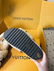 SLIPPER IN CAMEL BEIGE MIX BLACK FLEECE