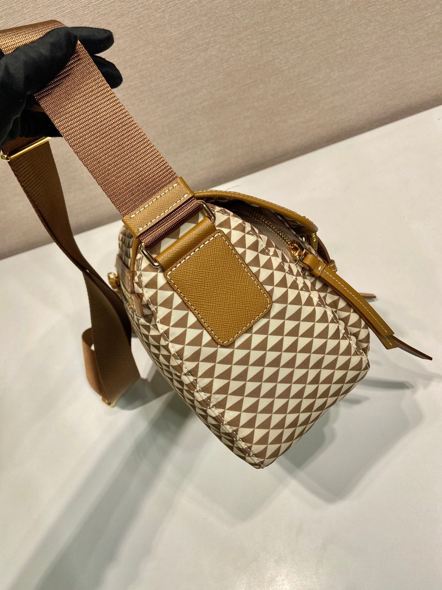 MESSENGER BAG 25 IN BROWN MIX CREAM TRIANGLE PATTERN EMBROIDERED FABRIC