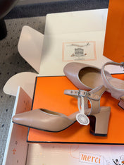 KLEO HIGH SLINGBACK IN CREPE PINK CALFSKIN