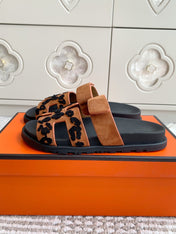 HM 26S CHYPRE SANDALS IN CARAMEL BROWN SUEDE WITH EMBROIDERED PATTERN STRAP