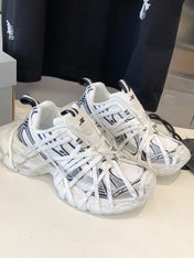 3XL EXTREME LACE SNEAKER WHITE AND SILVER