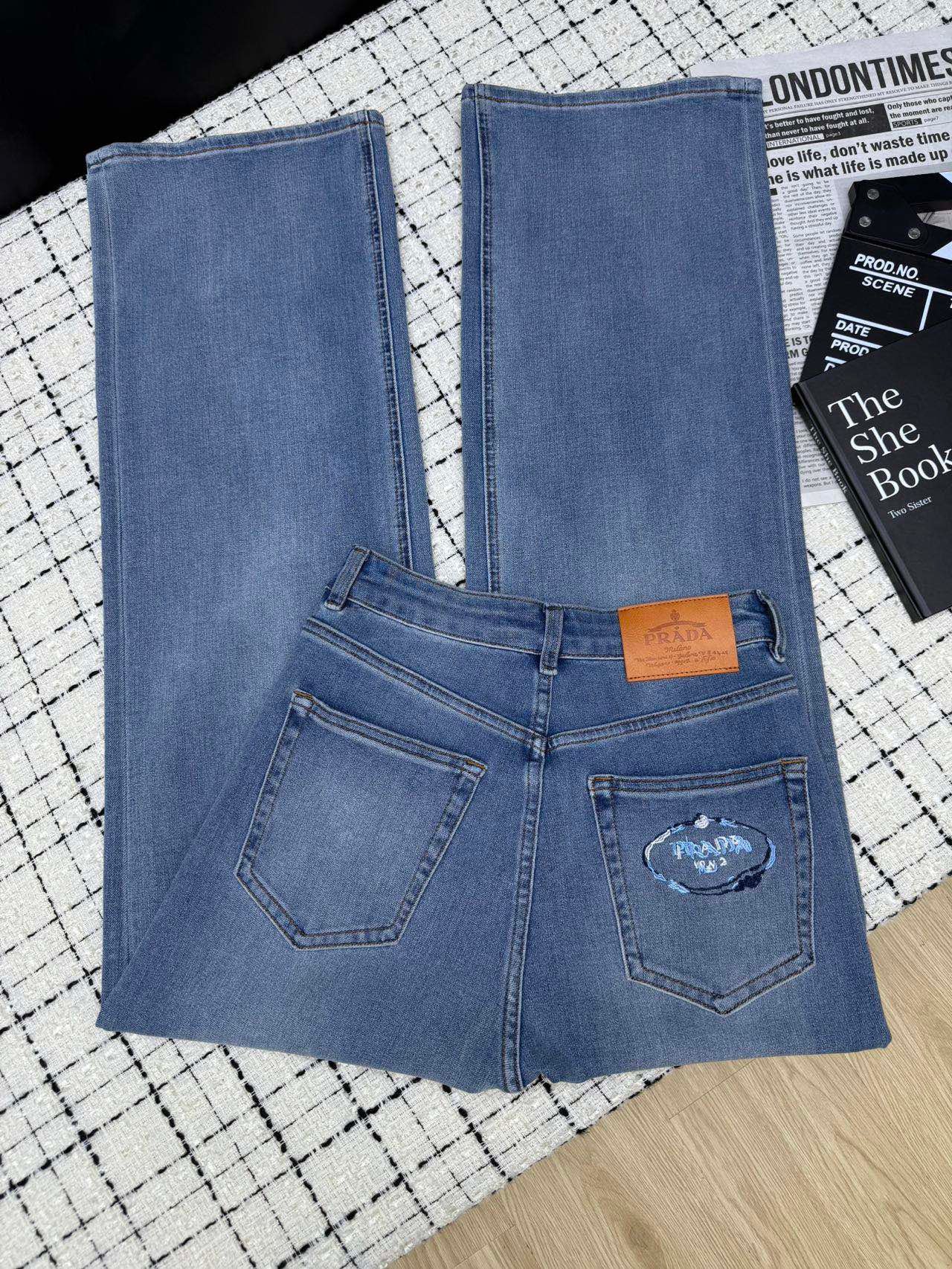 PRADA 26S DENIM JEANS 605