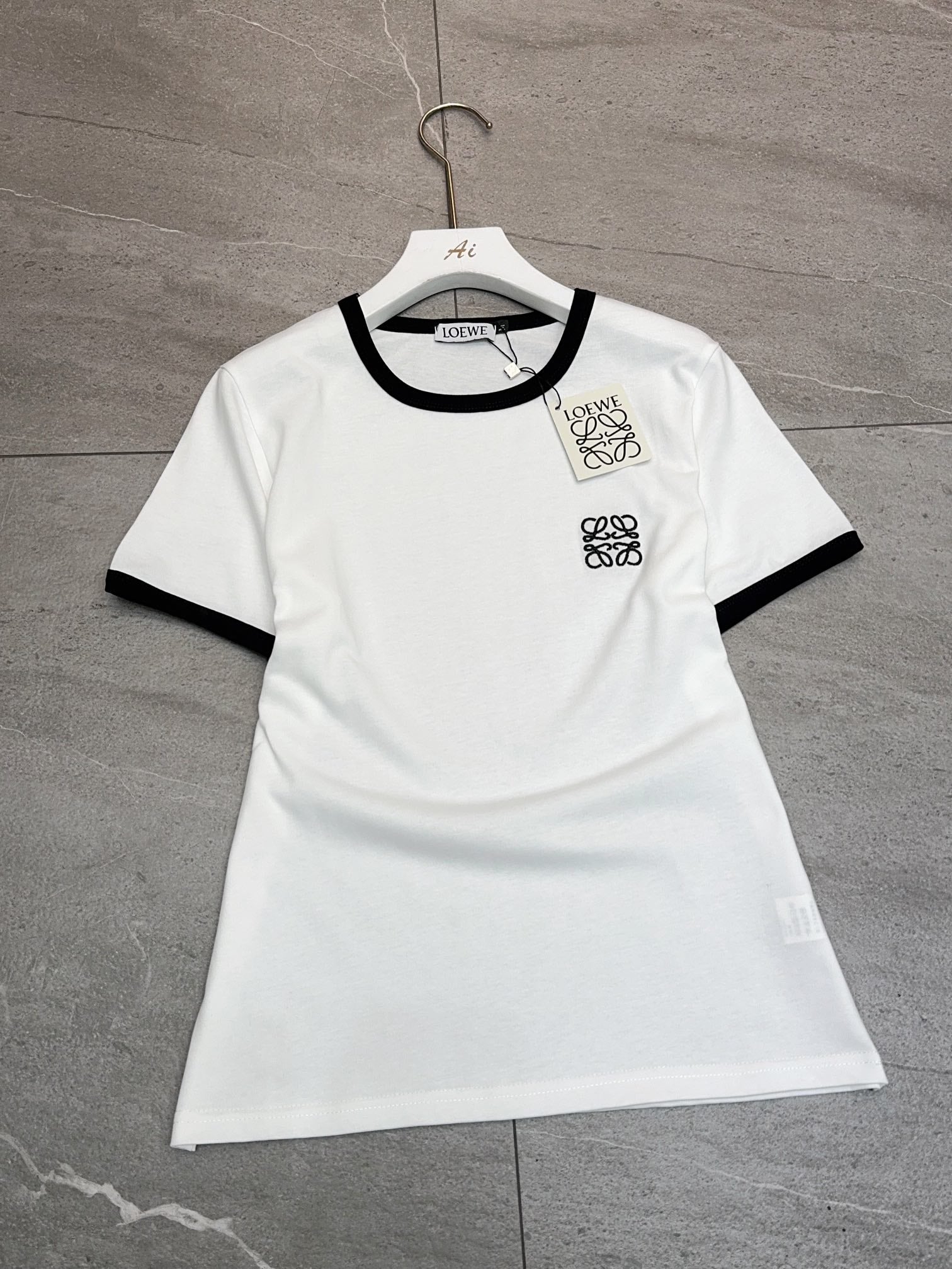 LOEWE T-SHIRT STYLE 132