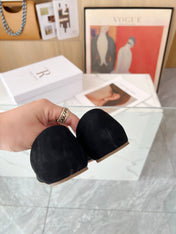 THE ROW 26S ROUND TOE BALLET FLATS IN BLACK SUEDE