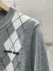MIUMIU CARDIGAN STYLE 226