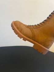 CELINE 26S LACE-UP ANKLE BOOTS IN BROWN SUEDE AND CANVAS