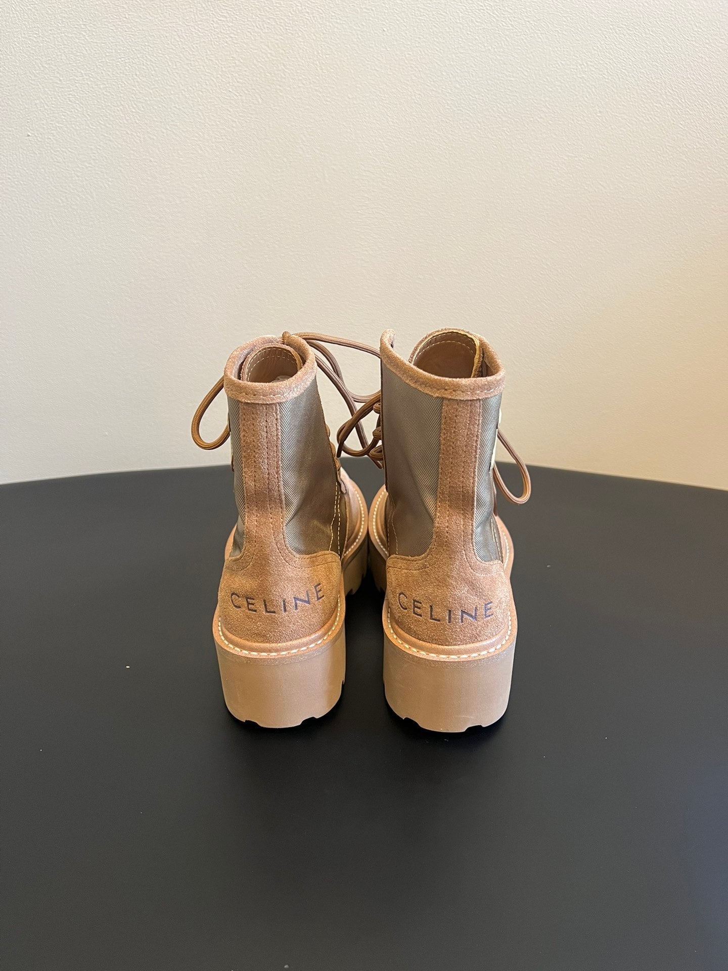CELINE 26S MARGARET COMBAT BOOT 45 MM IN SAND BEIGE CANVAS AND SUEDE