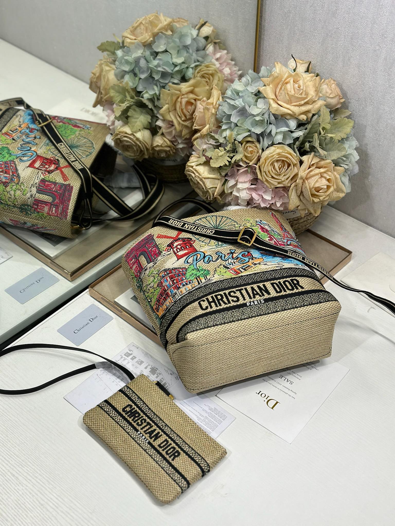DIOR 26S BOOK TOTE BAG 25 IN MUTICOLOR RAFFIA STYLE 1