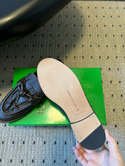 BOTTEGA VENETA 26S LOAFERS IN CHOCOLATE BROWN LAMBSKIN