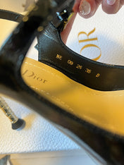 DIOR 26S SLINGBACK PUMP 90MM IN BLACK PATENT CALFSKIN GOLD HARDWARE