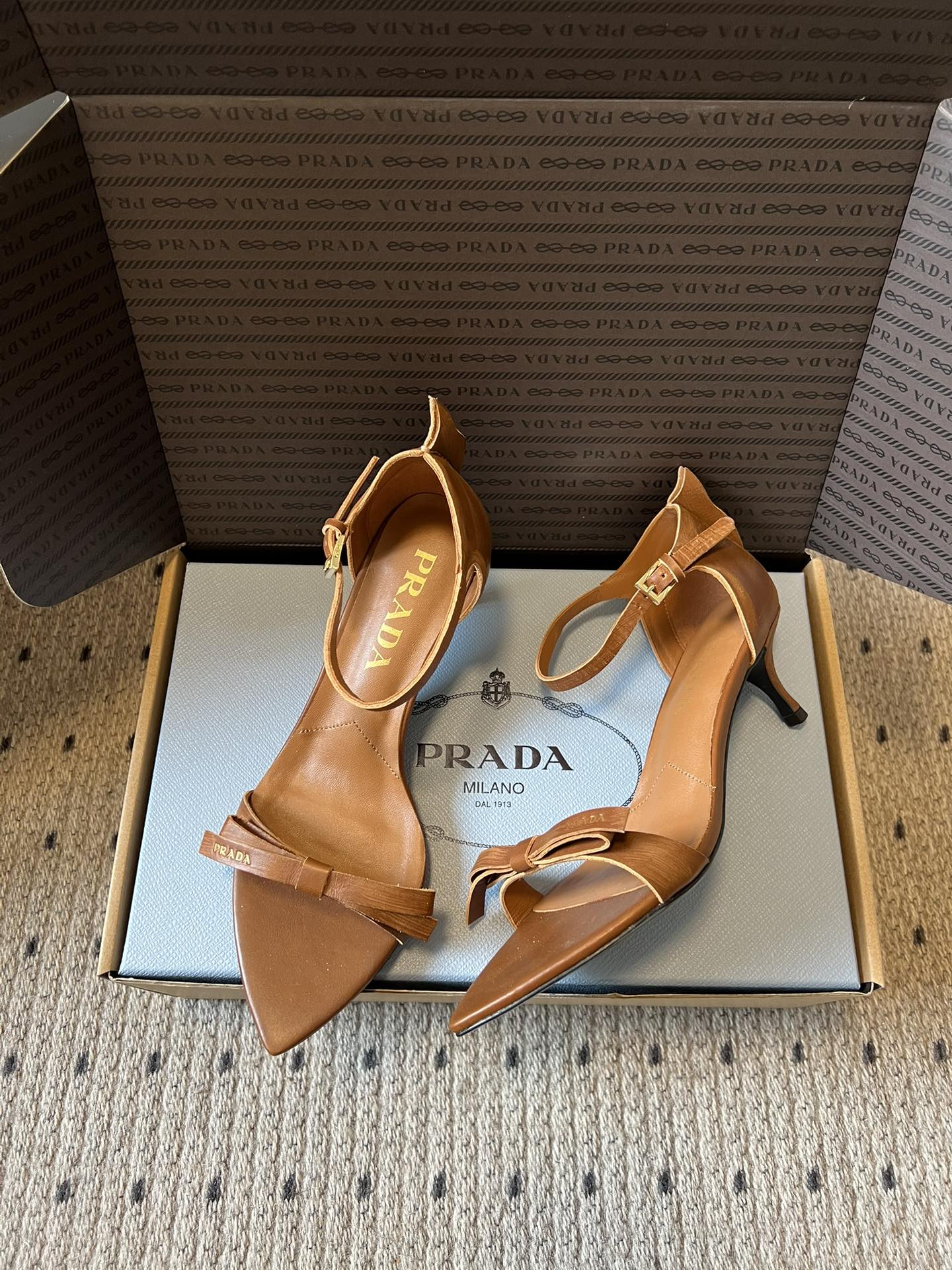 PRADA 26S POINTED-TOE STRAPPY HIGH-HEEL SANDALS 60MM IN CARAMEL BROWN CALFSKIN