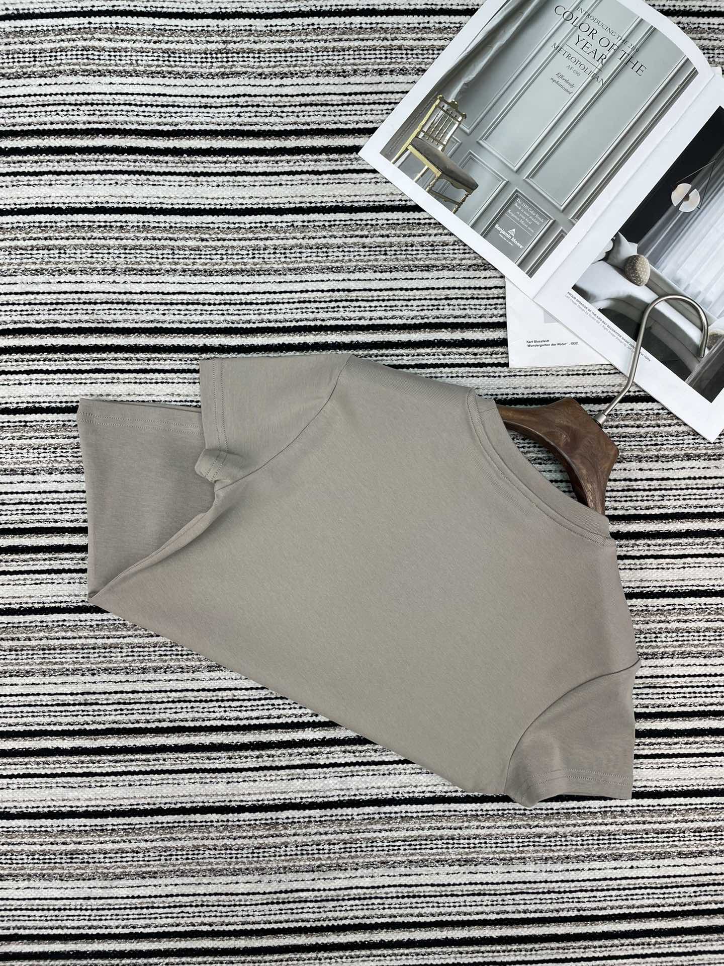 CELINE 26S FITTED T-SHIRT 119