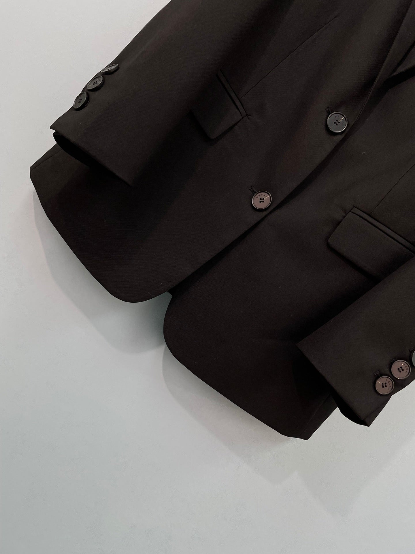 PRADA 26S BLAZER 1068