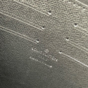 POCHETTE VOYAGE N41696 MM 26 MONOGRAM BLACK CALFSKIN