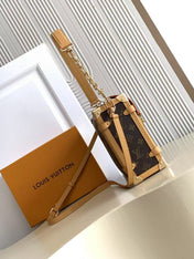 SIDE TRUNK GM 30 CM IN BROWN MONOGRAM CALFSKIN