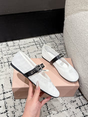MM BALLET FLATS IN WHITE MESH AND BLACK LEATHER