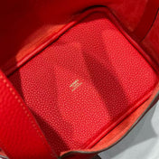 HM PICOTIN LOCK 18 RED CALFSKIN