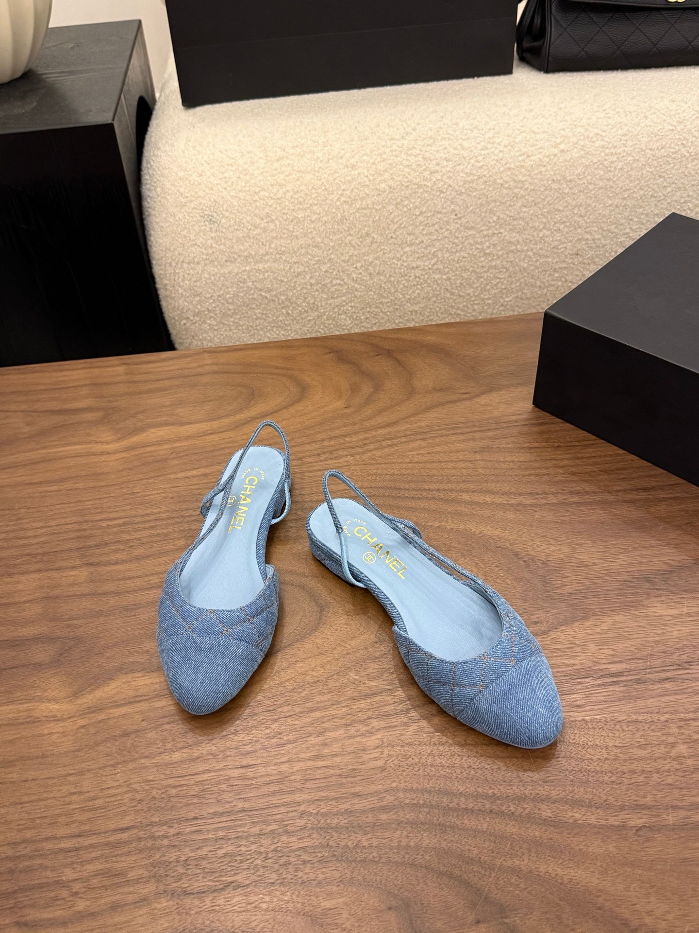 CHANEL 26S SLINGBACK PUMPS IN BLUE DENIM WITH POINTED TOE