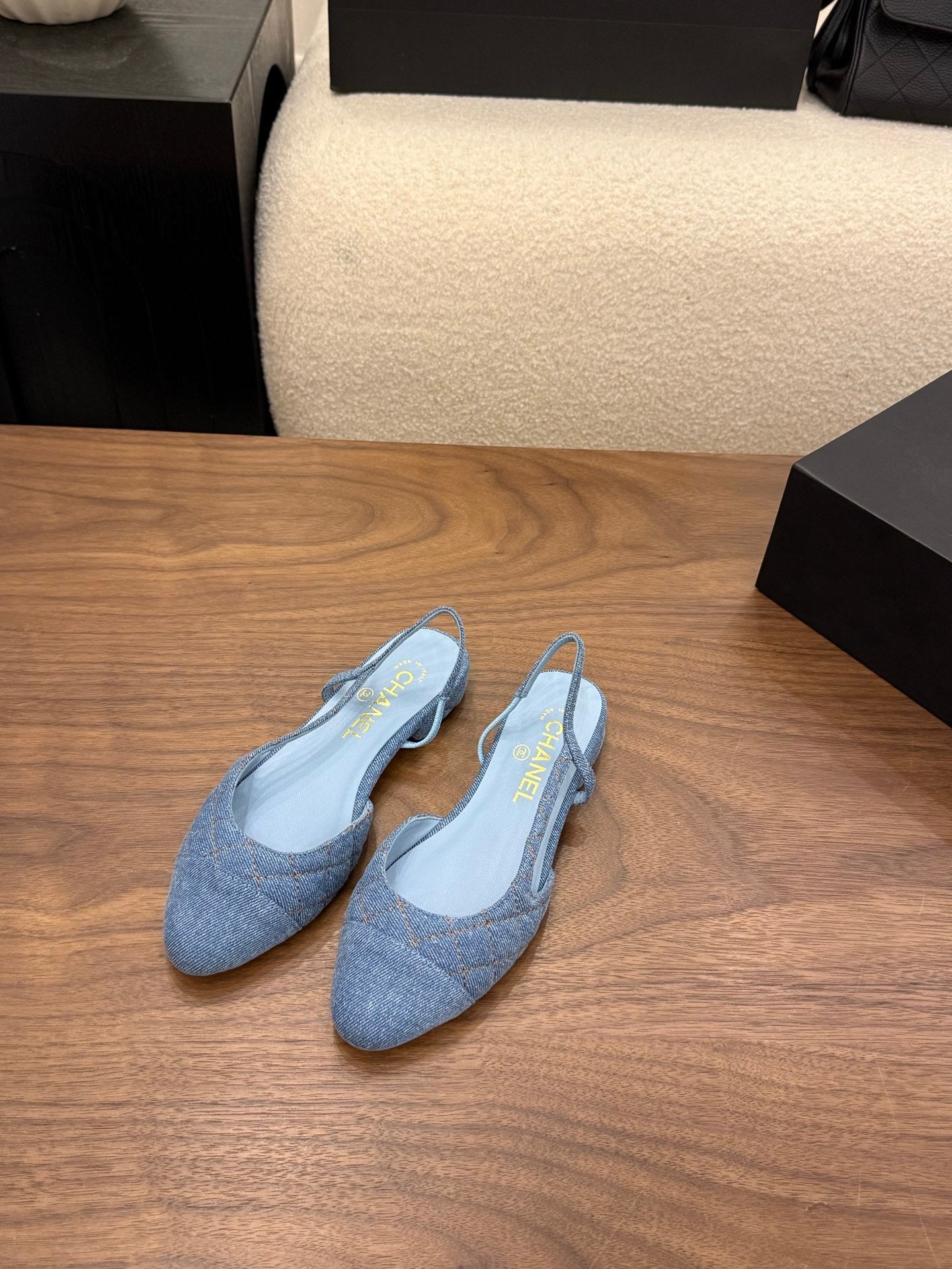 CHANEL 26S SLINGBACK PUMPS IN BLUE DENIM WITH POINTED TOE
