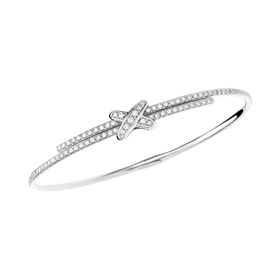 chaumet-jeux-de-liens-bracelet-white-gold-diamonds-081798-coral-2_85b56fdb-865a-4d0f-93dc-47d7b2a6ab40.jpg