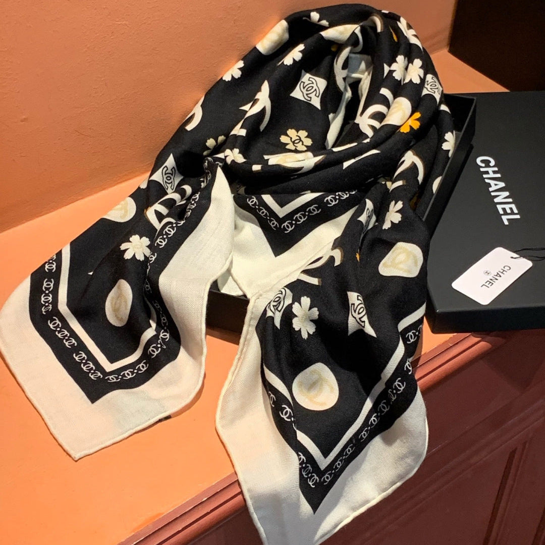CHANEL 26S SCARF 140 IN CASHMERE AND SILK 306120