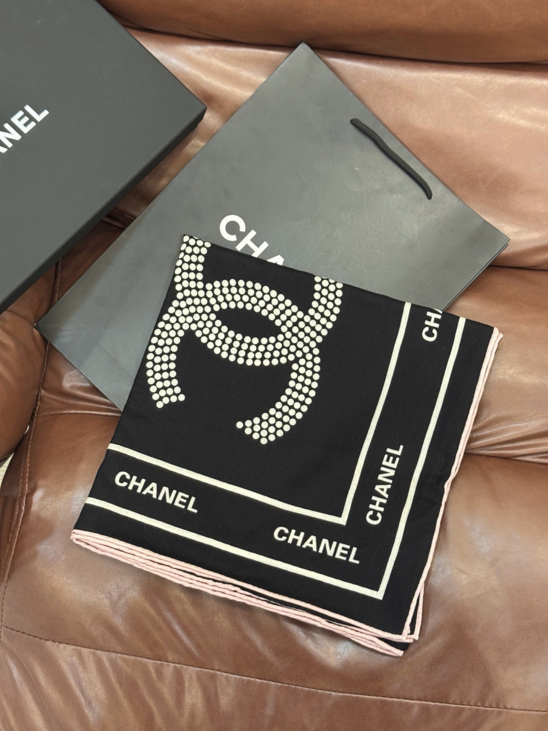 CHANEL 26S SCARF 135 IN CASHMERE AND SILK 309308