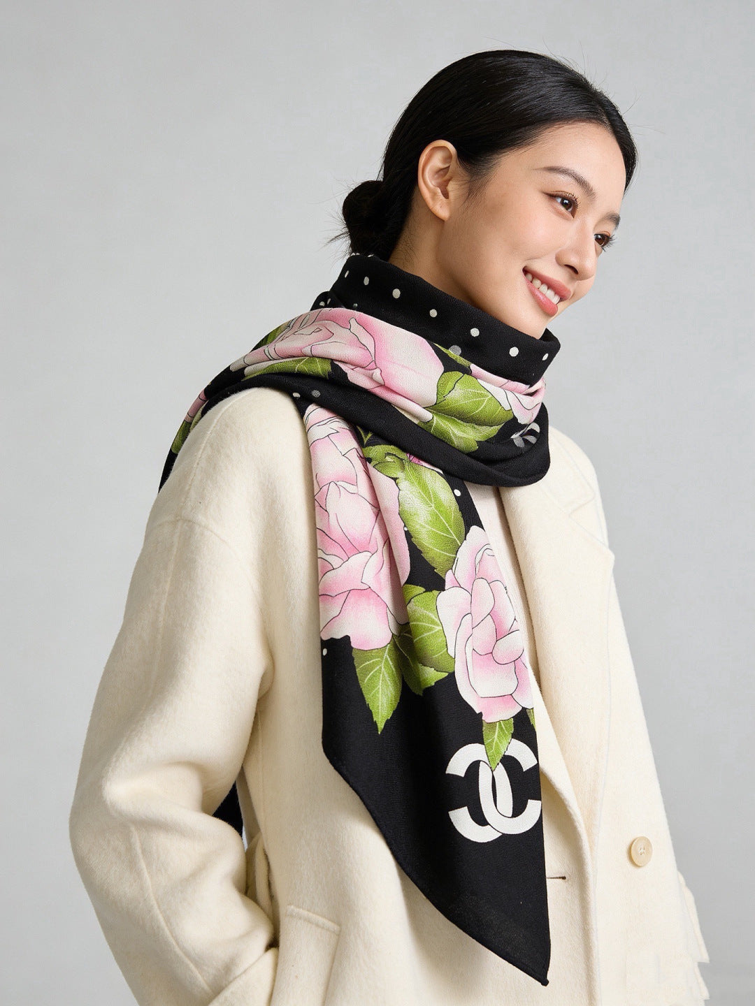 CHANEL 26S SCARF 140 IN CASHMERE AND SILK 309336