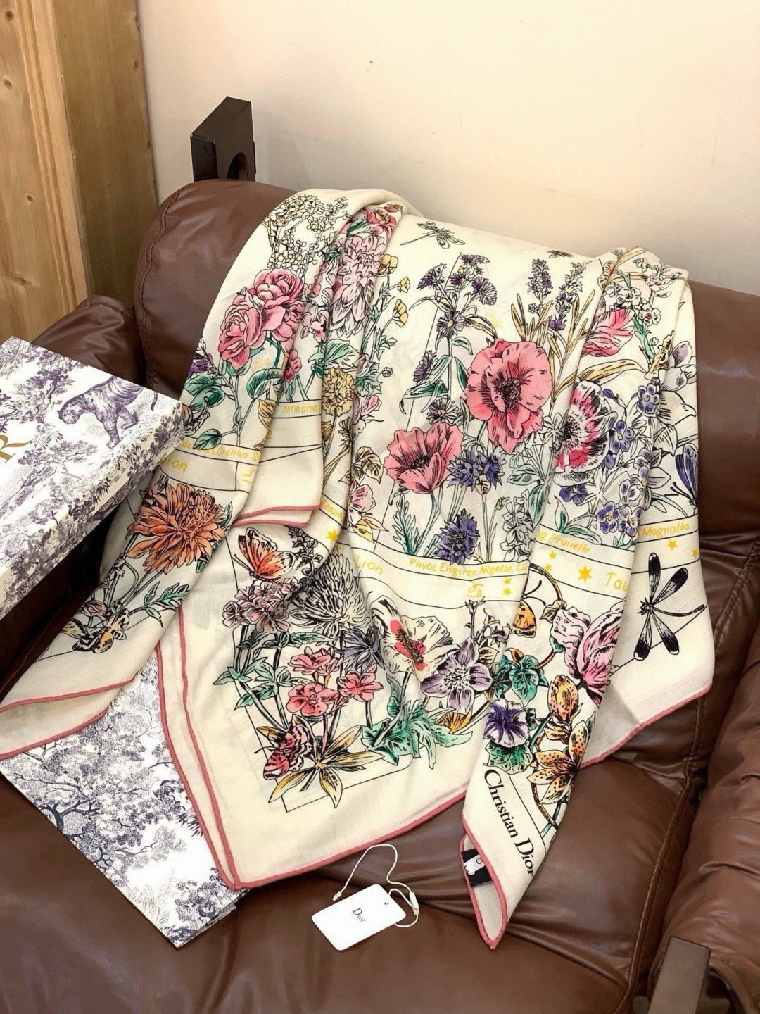 DIOR 26S SCARF 140CM IN CASHMERE SILK 309358