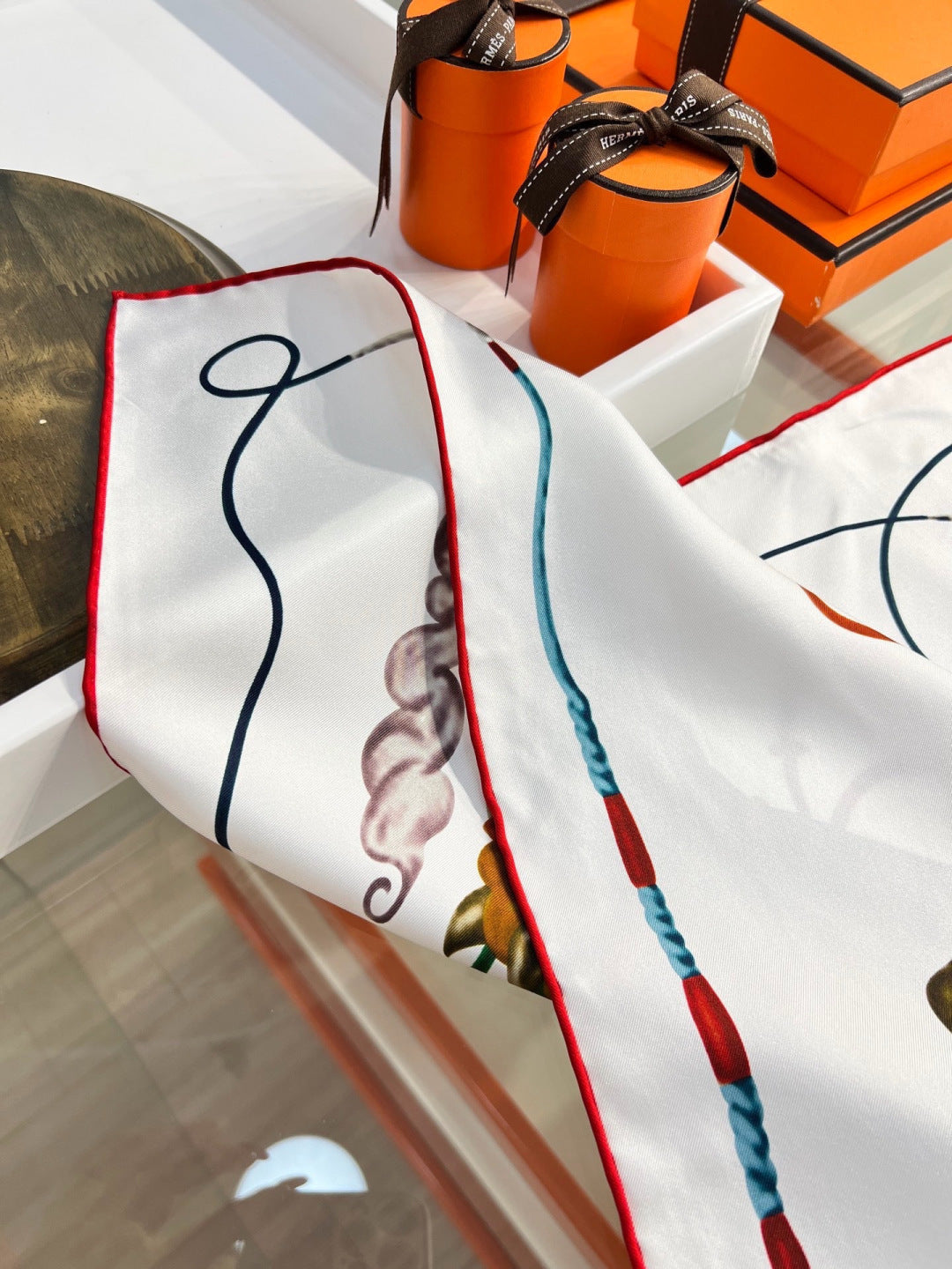 HERMES 26S PRINTED SQUARE SCARF 88 IN SILK 309922