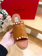 LACE-UP WEDGE SANDALS IN BRONZE BROWN CALFSKIN WITH STUDS
