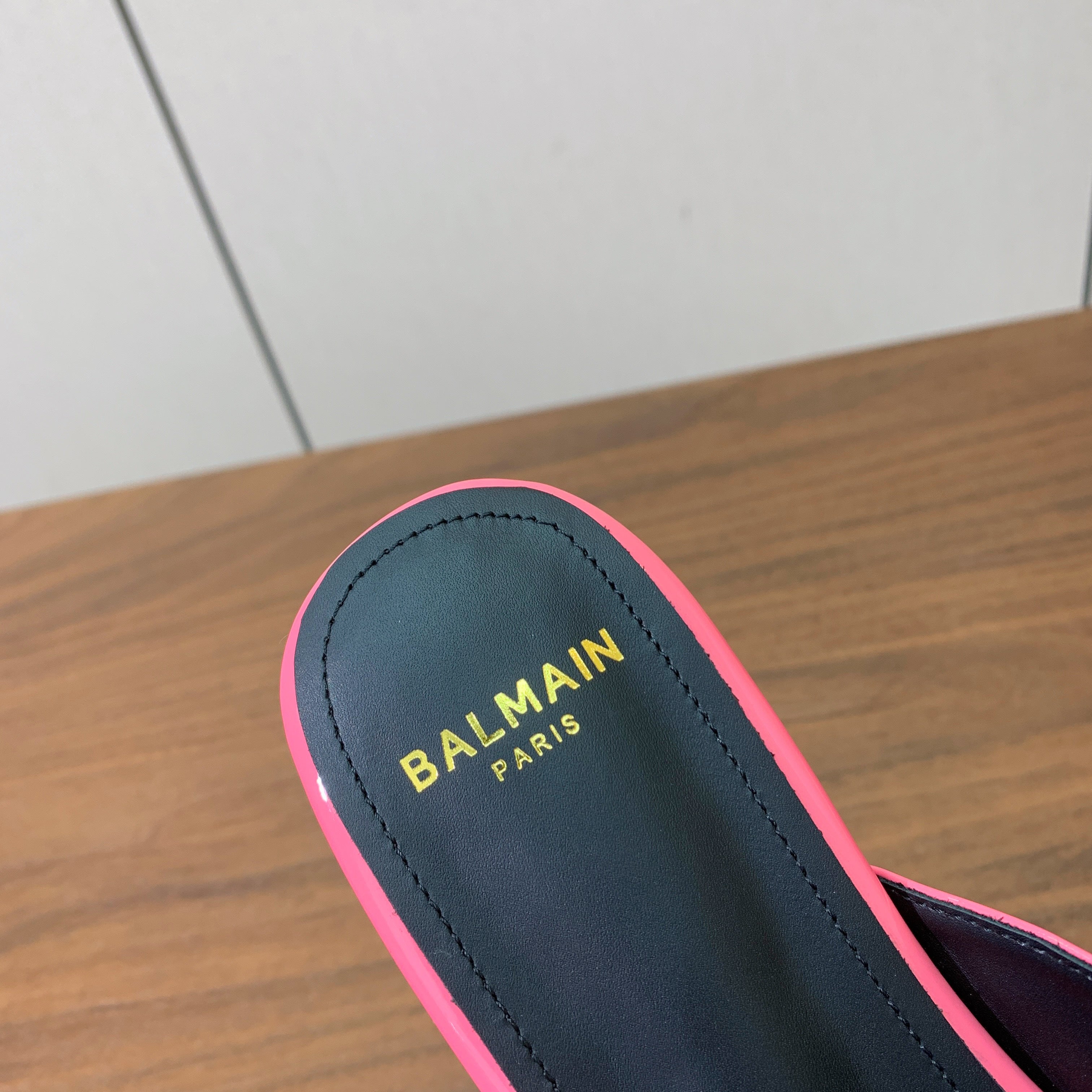BALMAIN 26S B-BELT FLAT SANDALS IN PINK CALFSKIN