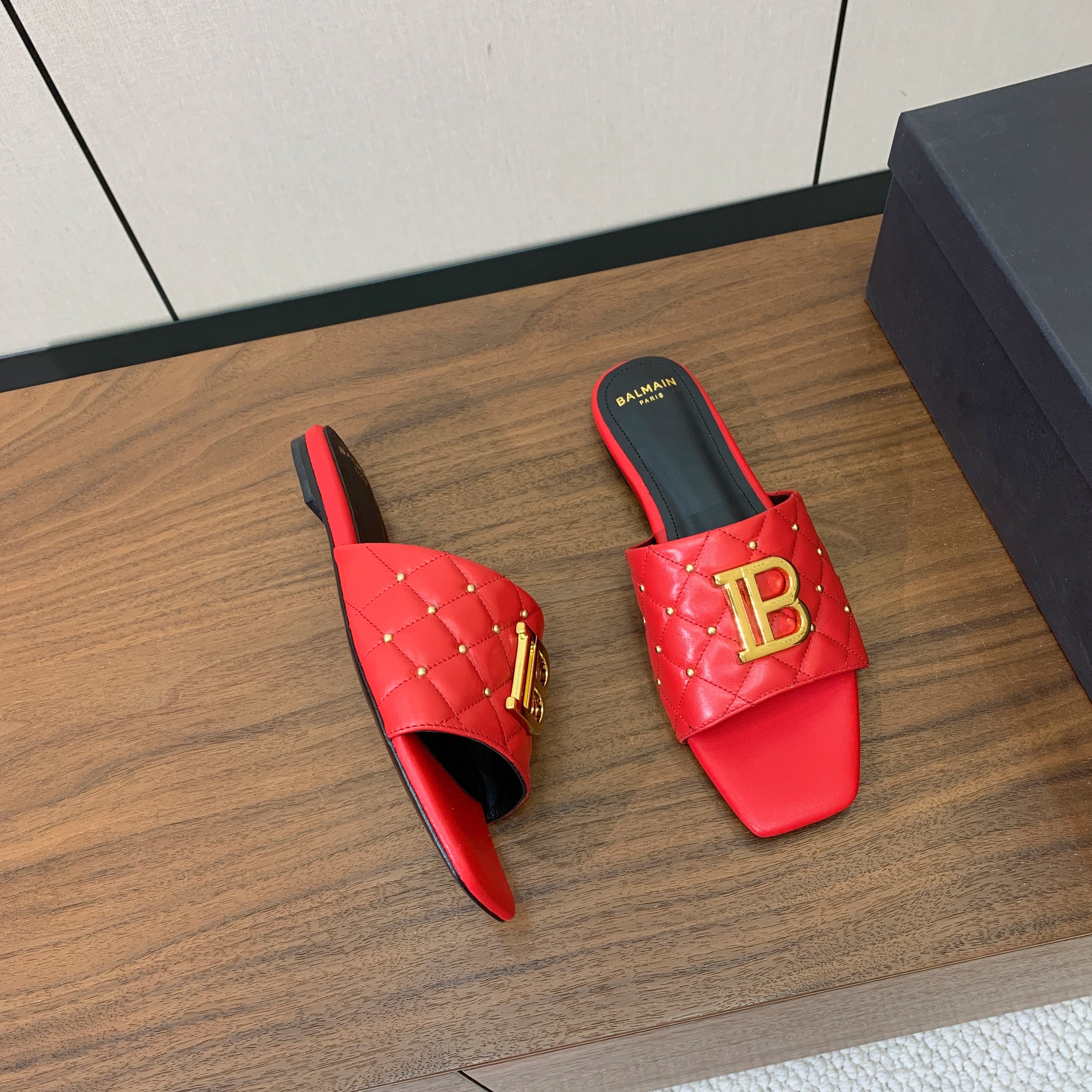BALMAIN 26S QUILTED MULES IN RED CALFSKIN