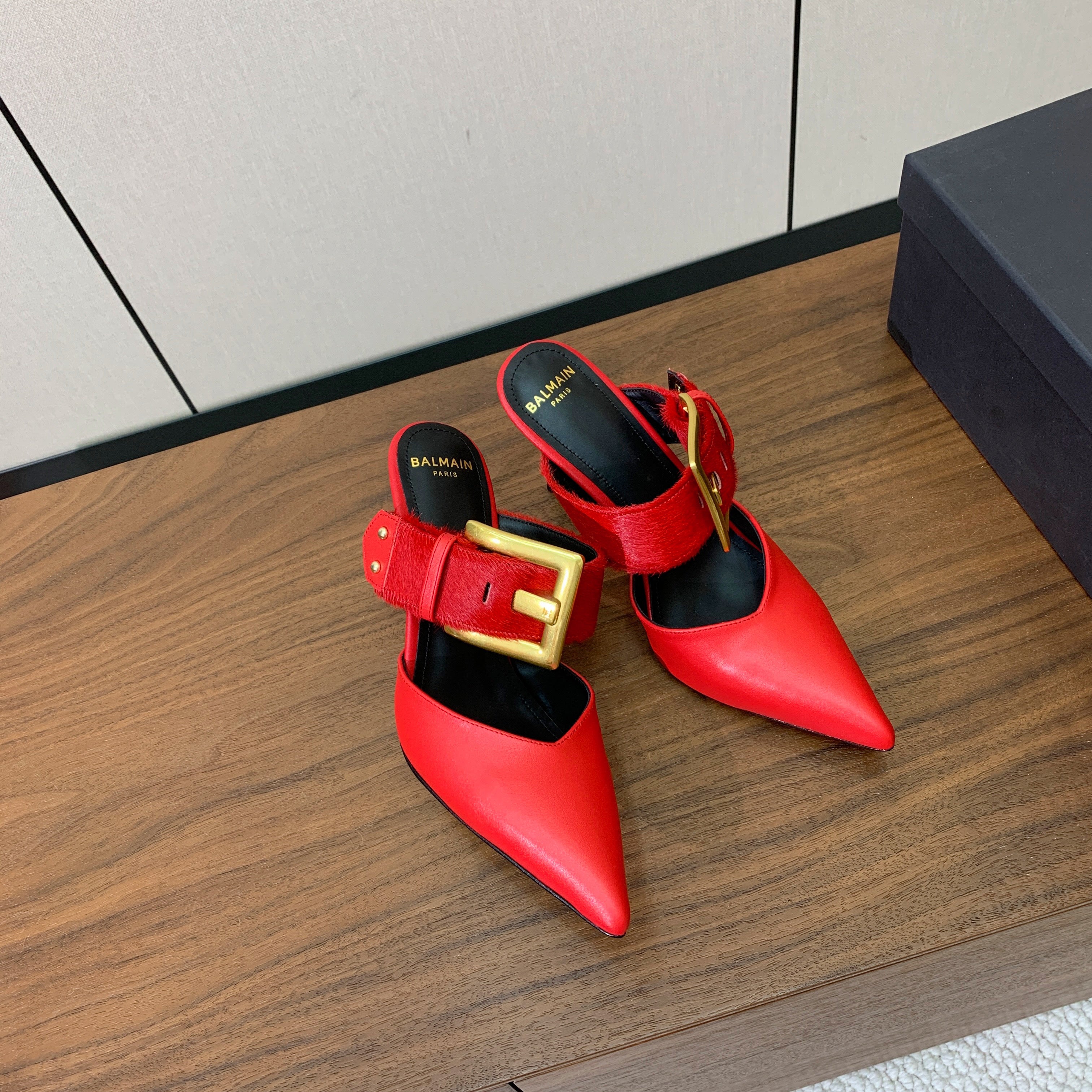 BALMAIN 26S HIGH-HEELED MULES 95 MM IN RED CALFSKIN AND PONY HAIR