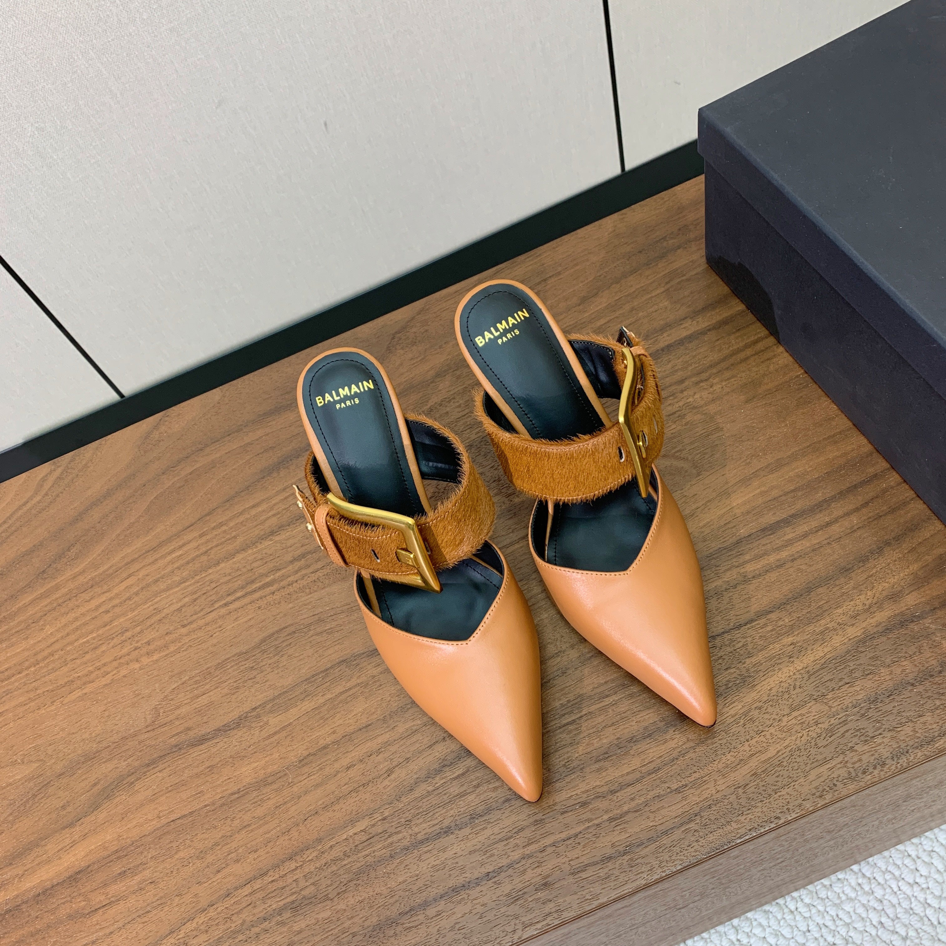 BALMAIN 26S HIGH-HEELED MULES 95 MM IN LIGHT BROWN CALFSKIN AND PONY HAIR