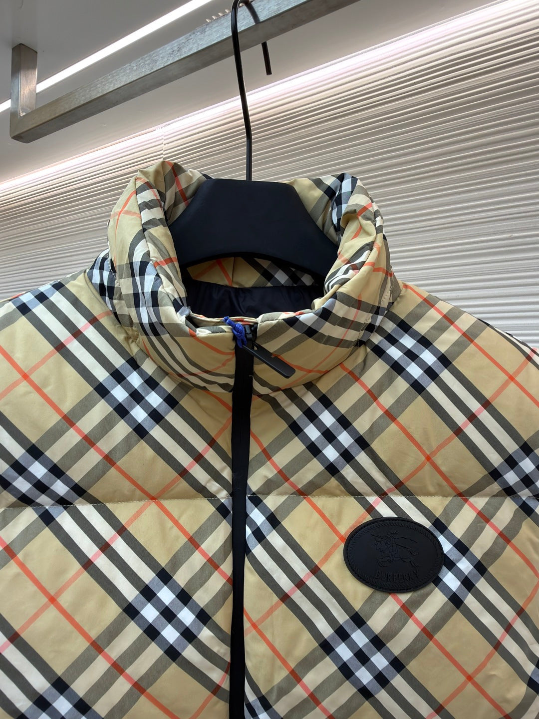 BURBERRY 26S PUFFER VEST 429