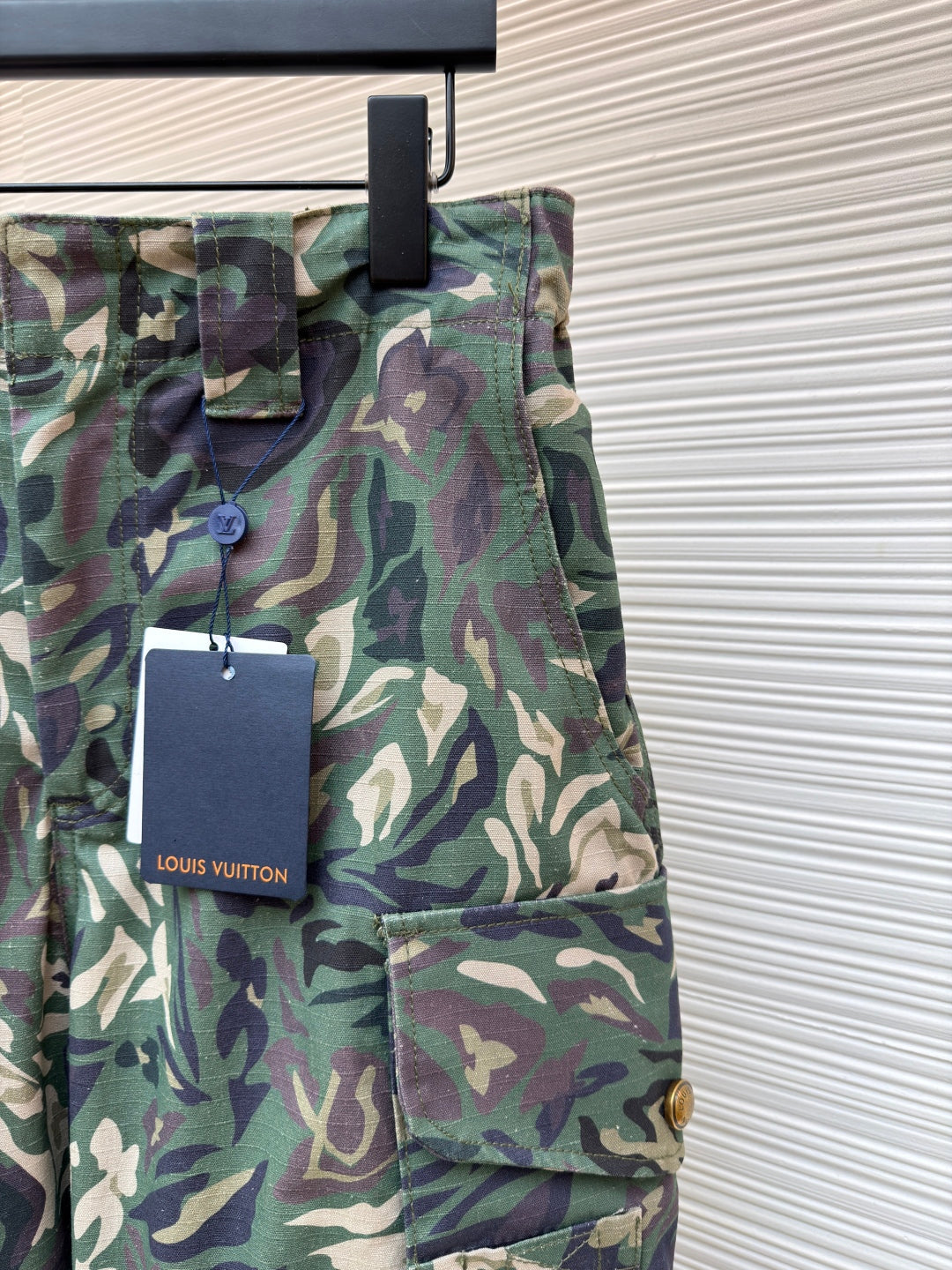 LV 25S PATCHWORK CARGO PANTS 0158