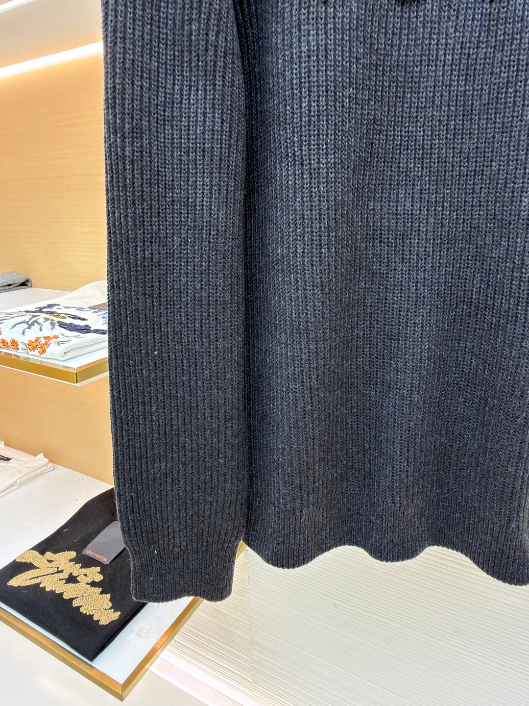 GUCCI 26S SWEATER 218