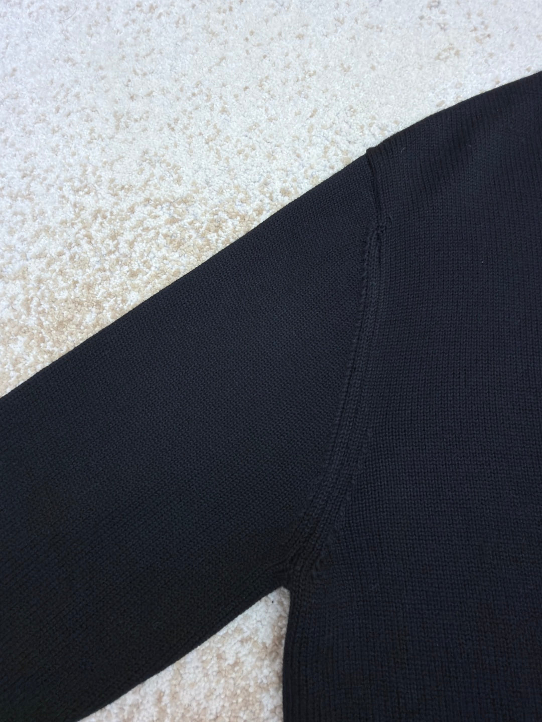 PRADA 25S CARDIGAN 490