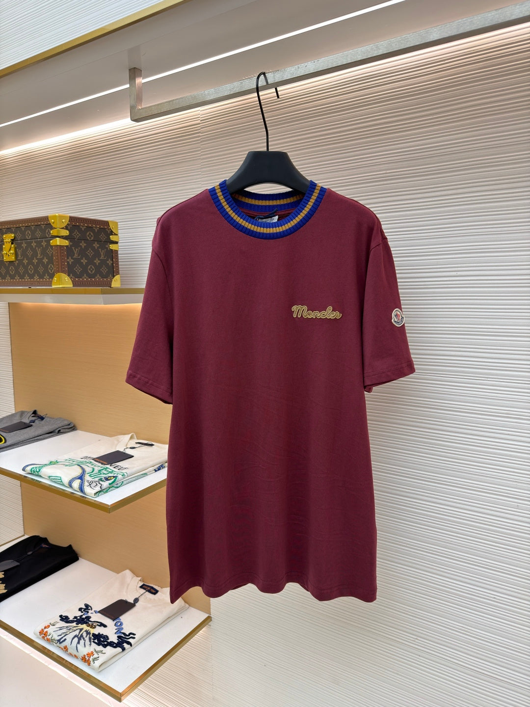 MONCLER 26S T-SHIRT 543