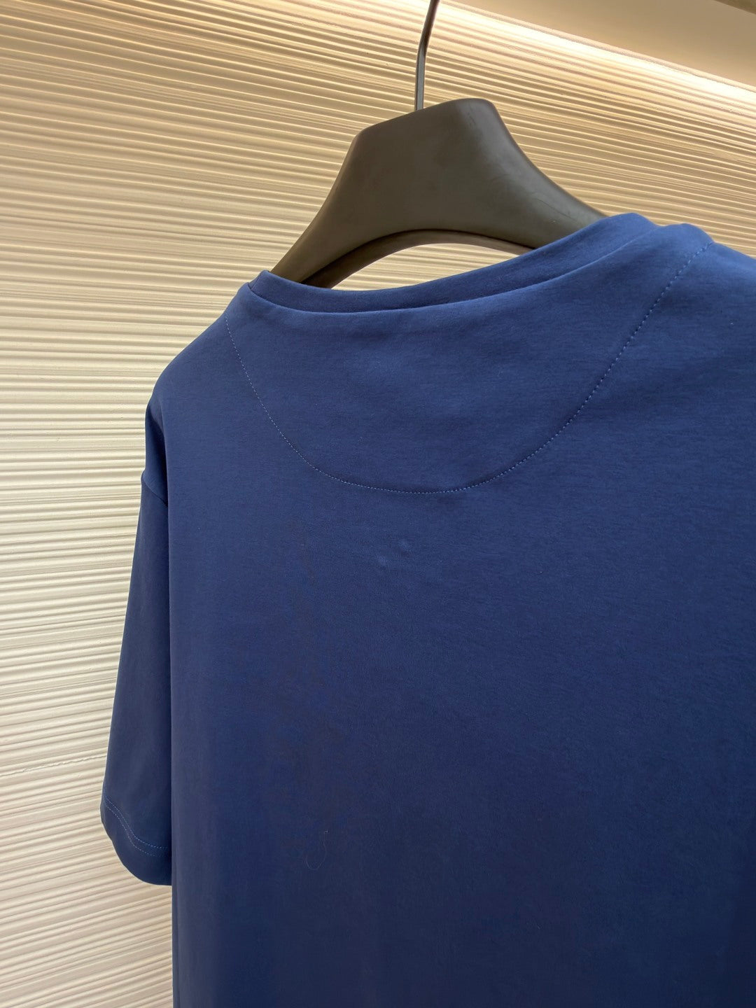 PRADA 26S T-SHIRT STYLE 876