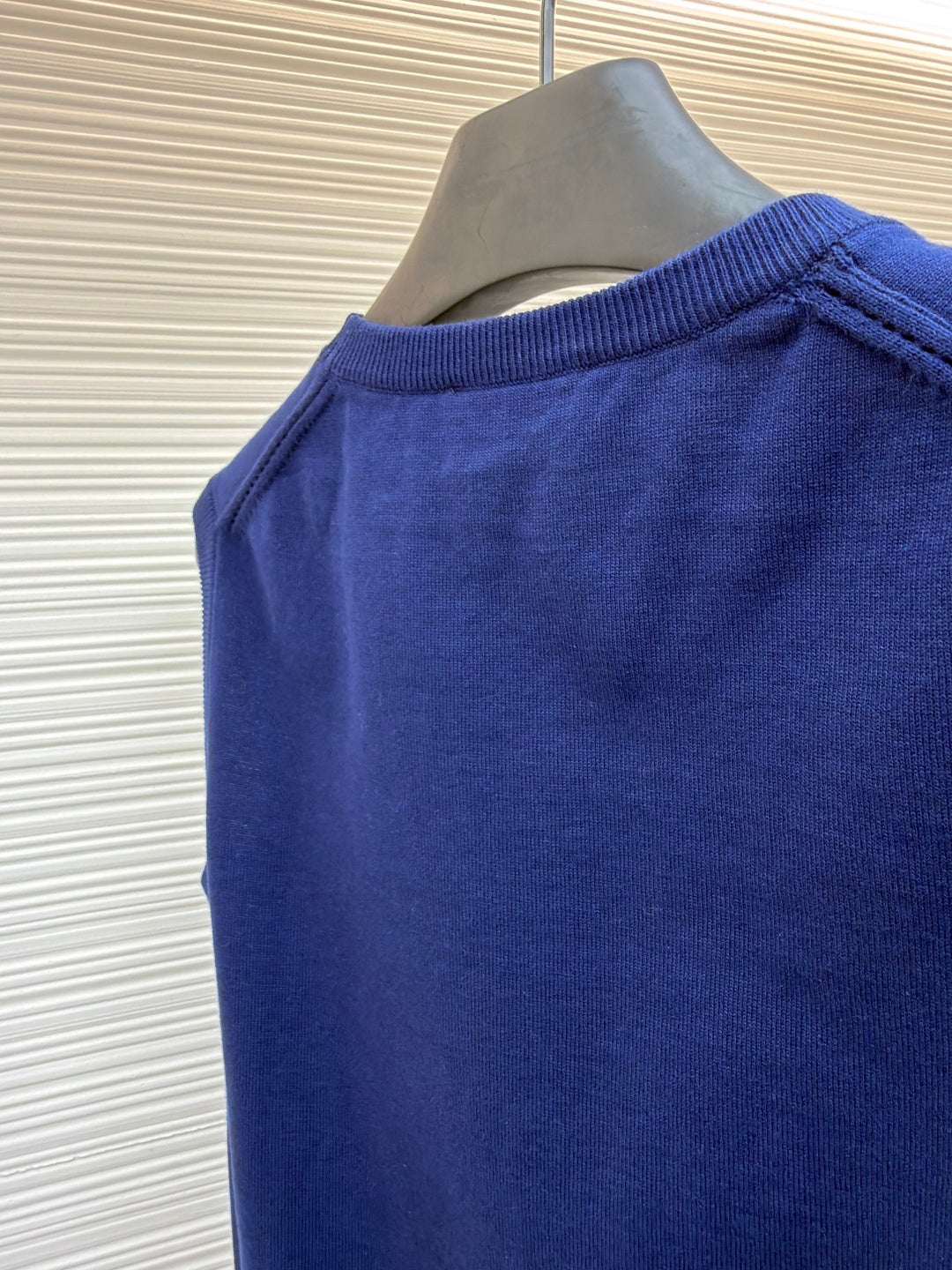 CELINE 26S SLEEVELESS SWEATER 484