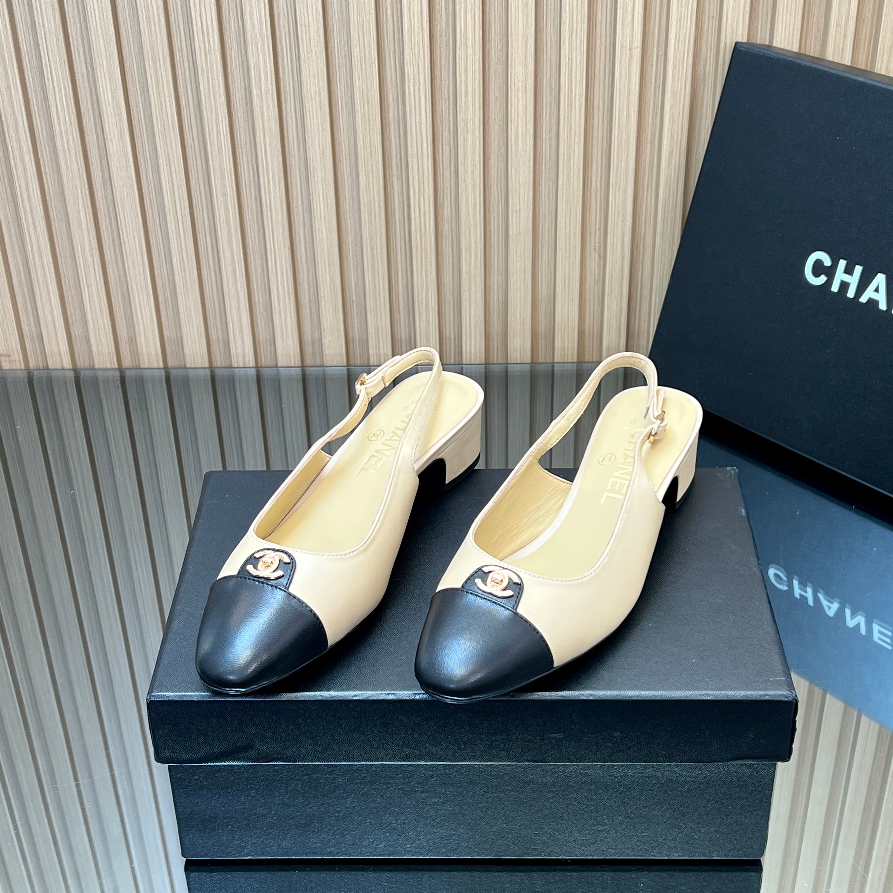 CHANEL 25S SLINGBACK SHOE 45MM IN BEIGE CALFSKIN GOLD HARDWARE